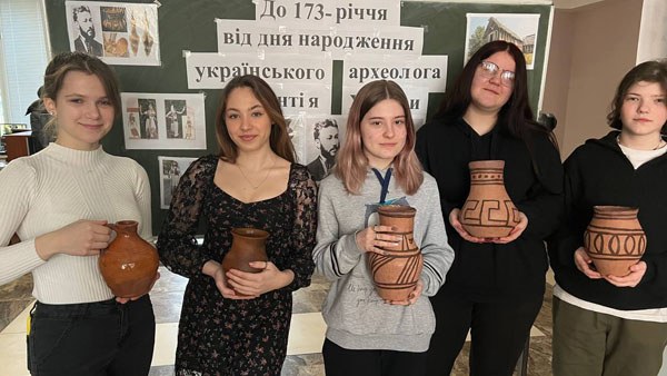 День народження видатного українського археолога Вікентія Хвойки, відкривача Трипільської, Зарубинецької, Черняхівської культур, дослідника пізньопалеолітичної Кирилівської стоянки в Києві