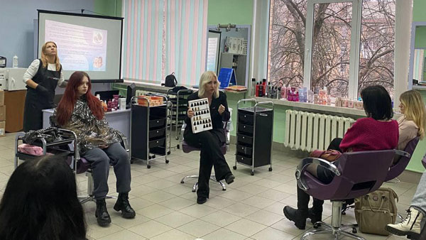 Лекційно-практичне заняття з теми: «Можливості барвників ТМ Inebrya при виконанні одноетапного фарбування волосся»