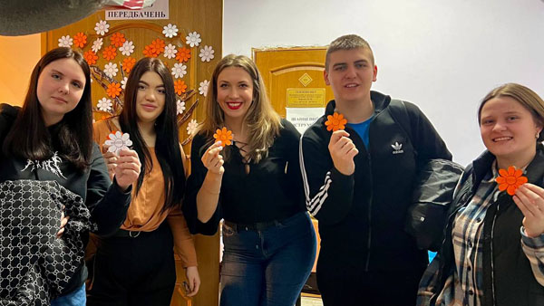 Викладач історії КПКМТС Олена Бичкова створила «Дерево передбачень»