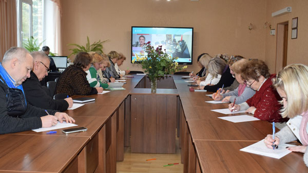 Відзначати свято, що нагадує нам про важливість збереження рідного слова, стало традицією в КПКМТС
