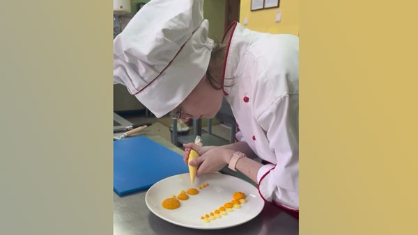 Запрошуємо на навчання за професією: Кухар. Кондитер!